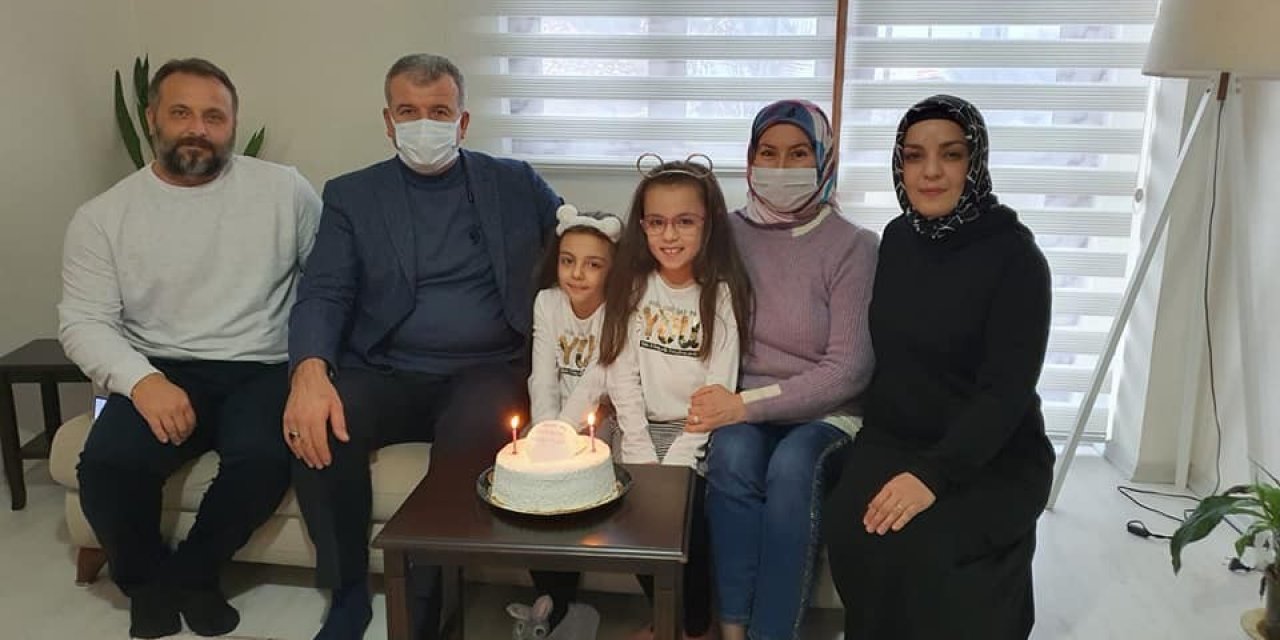 Başkan Elbi’den Sürpriz Doğum Günü Kutlaması