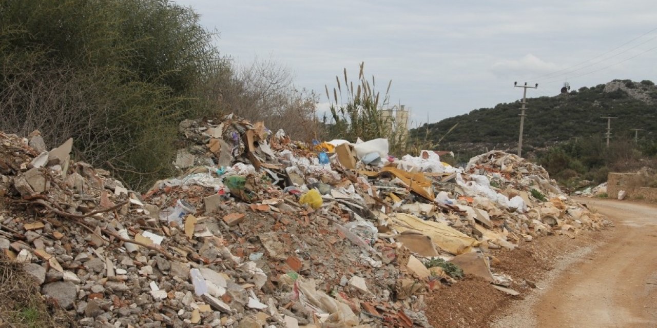 Datça Çöp Ve Moloz Dökme Alanına Kavuştu