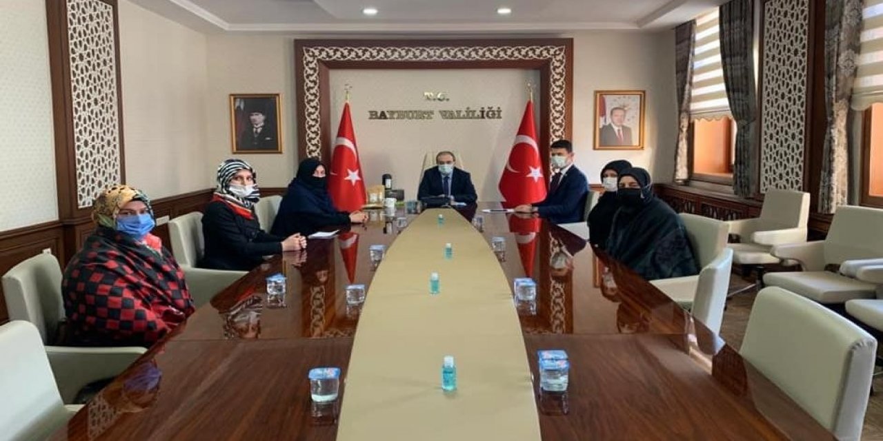 Bayburtlu Bacılar Kadın Girişimi Üretim Ve İ̇şletme Kooperatifi İlk Ürünlerini Piyasaya Sürdü