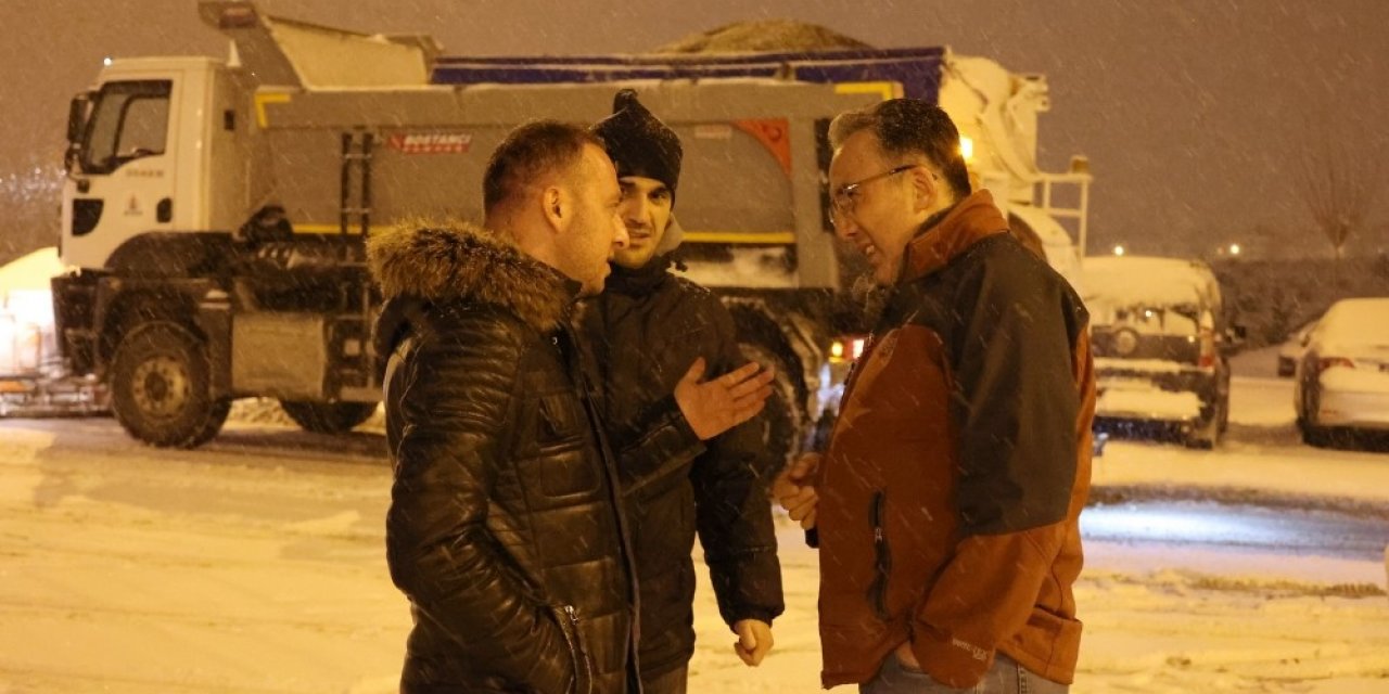 Başkan Savran, Karla Mücadele Çalışmalarını Denetledi
