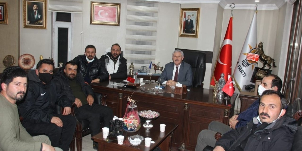Başkan Özbek, Gazetecilerle Bir Araya Geldi