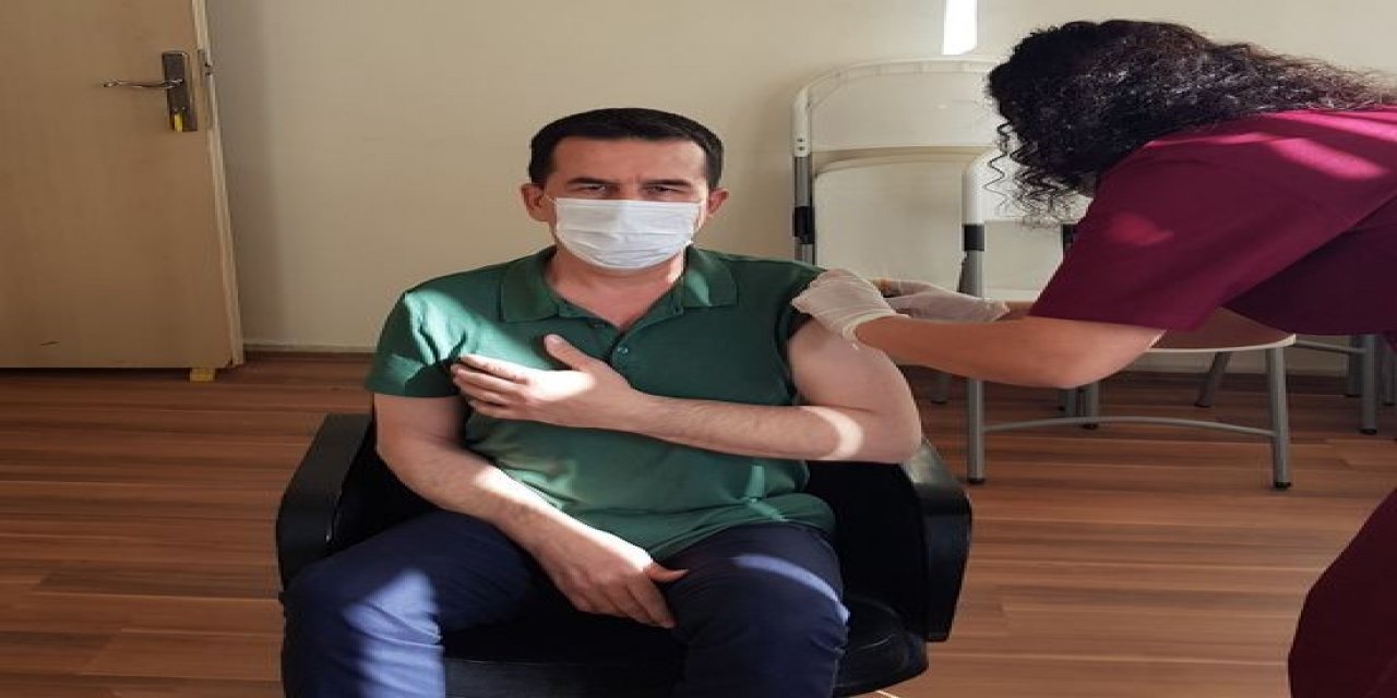 Kaymakam Işık Covid-19 Aşısı Oldu
