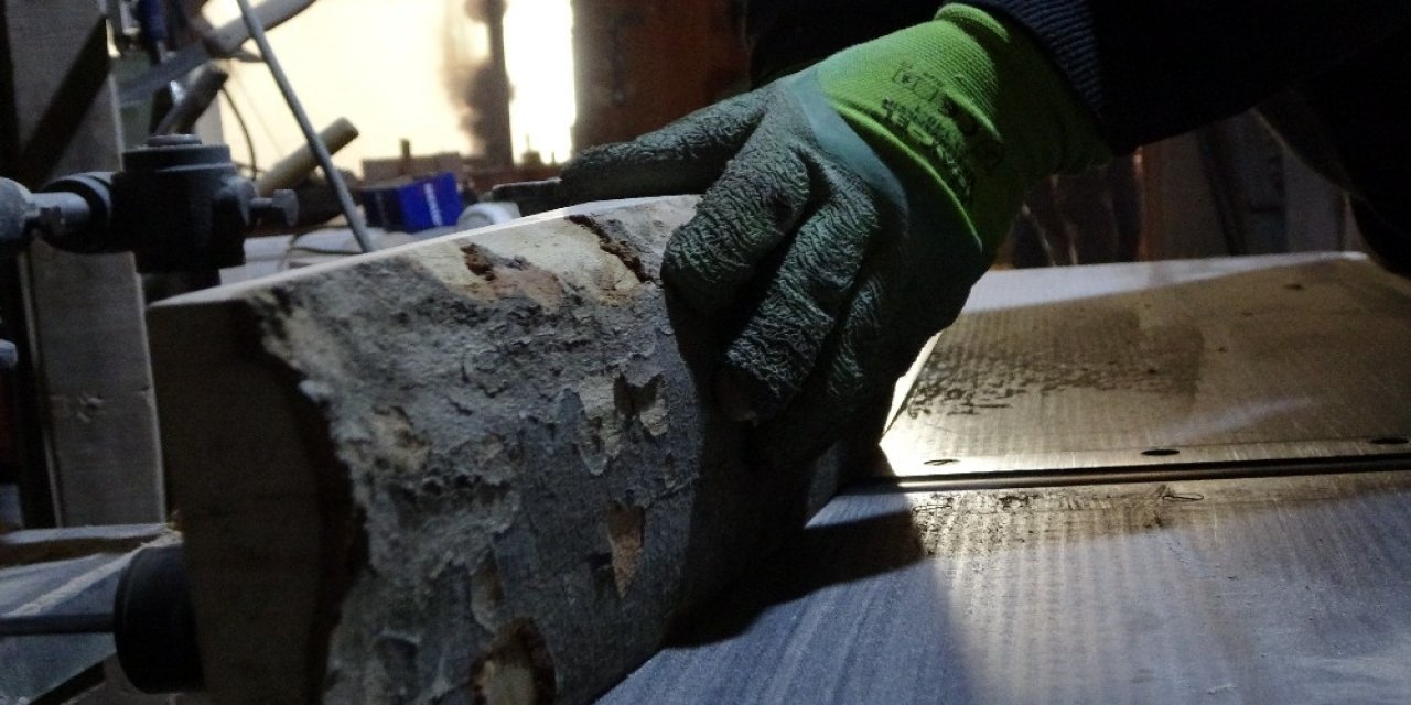 Ahırda Başladığı Ahşap İşini 50 Yıldır Aşkla Sürdürüyor