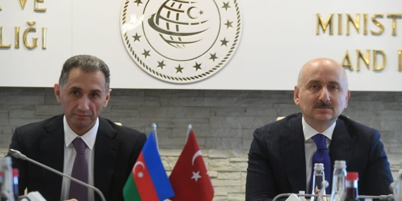 Bakan Karaismailoğlu: ”azerbaycan Halkının Tarih Boyunca Türk Halkına Verdiği Desteği Her Daim Kalbimizin Derinliklerinde Muhafaza Etmekteyiz”