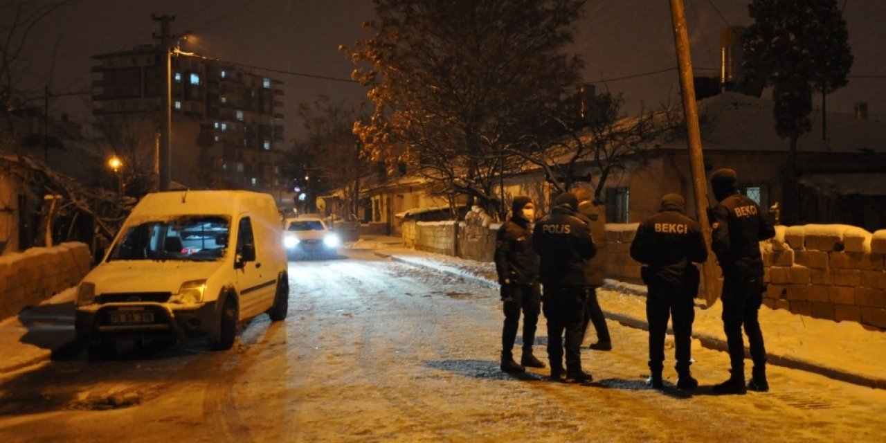 Karaman’da Bıçakla Yaralama