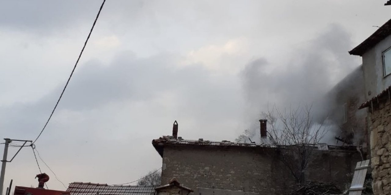 Sobadan Çıkan Kıvılcım Yangın Çıkardı: 1 Kişi Öldü