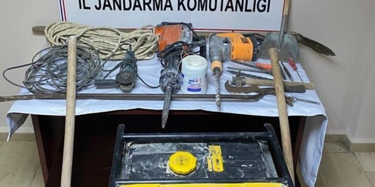 Batman’da 60 Metre Derinliğinde Kaçak Kazı Kazan 2 Kişi Suçüstü Yakalandı