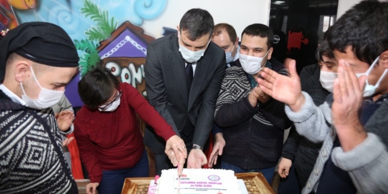 Vali Çiftçi: “vaka Sayılarındaki Azalışa Göre Tedbirleri Biraz Daha Gevşetmeyi Düşünüyoruz”