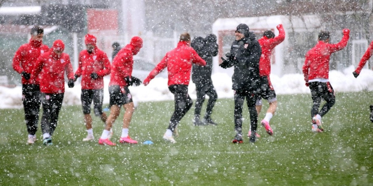 Ertuğrul Sağlam: "samsunspor’u Hayalimiz Olan Süper Lig’e Taşıyacağız"