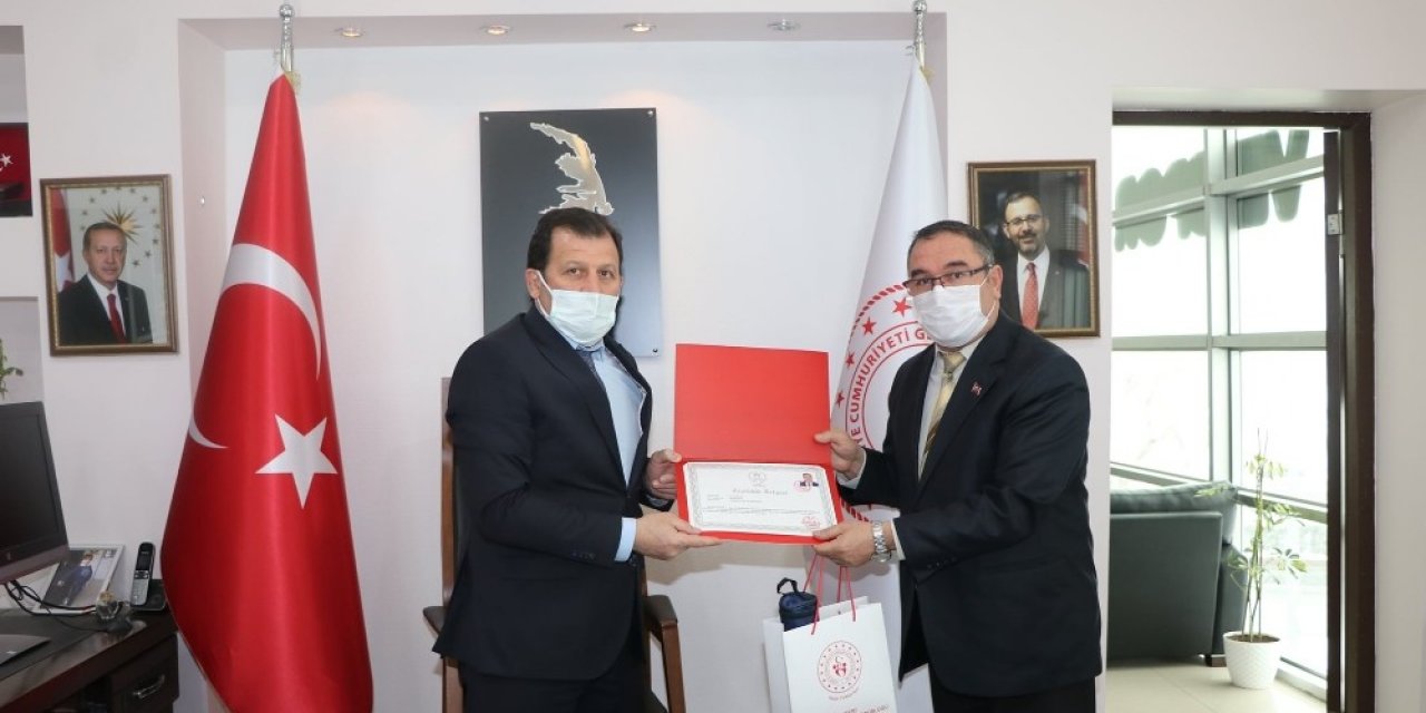 Yeni Yurt Müdürleri Görevi Teslim Aldı