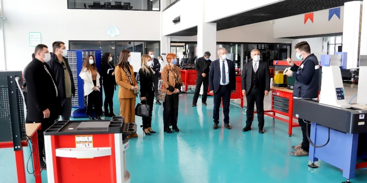 Mersin’deki ’model Fabrika’ Sanayicilerin İlgisini Çekiyor