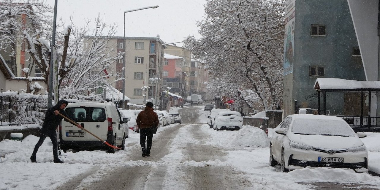 Muş’ta 174 Köy Yolu Ulaşıma Kapandı
