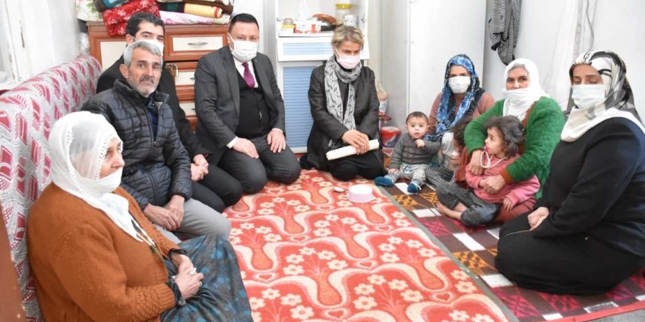 Evleri Yandığı İçin Kış Ortasında Mağdur Olan Aileye Başkan Beyoğlu Sahip Çıktı