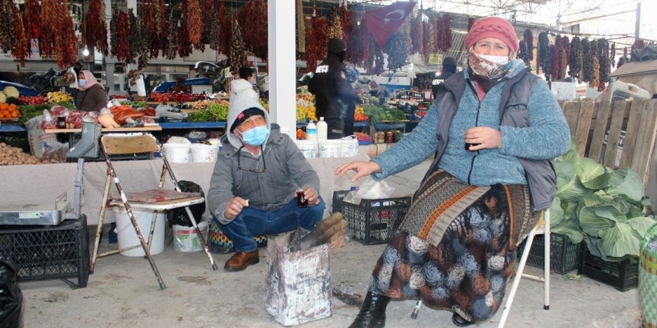 Soğuk, Pazarcıları Vurdu