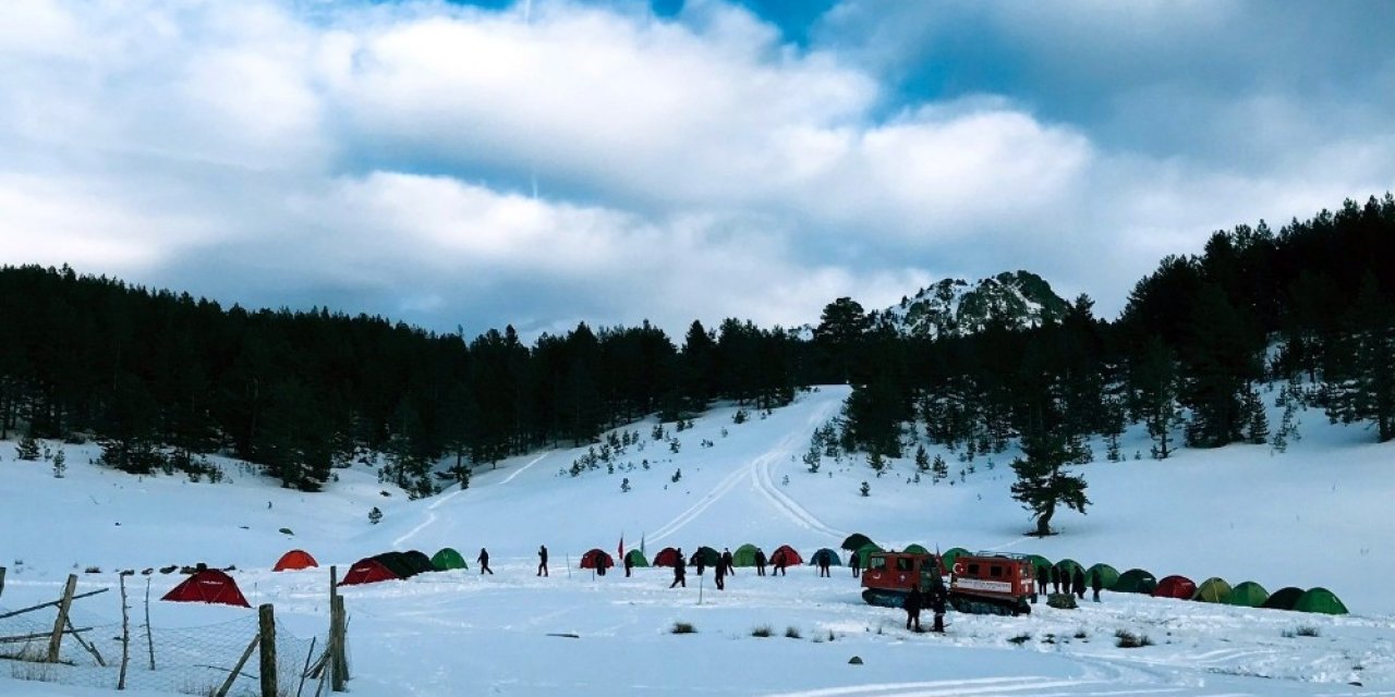 İ̇zcilerin Zorlu Kursu