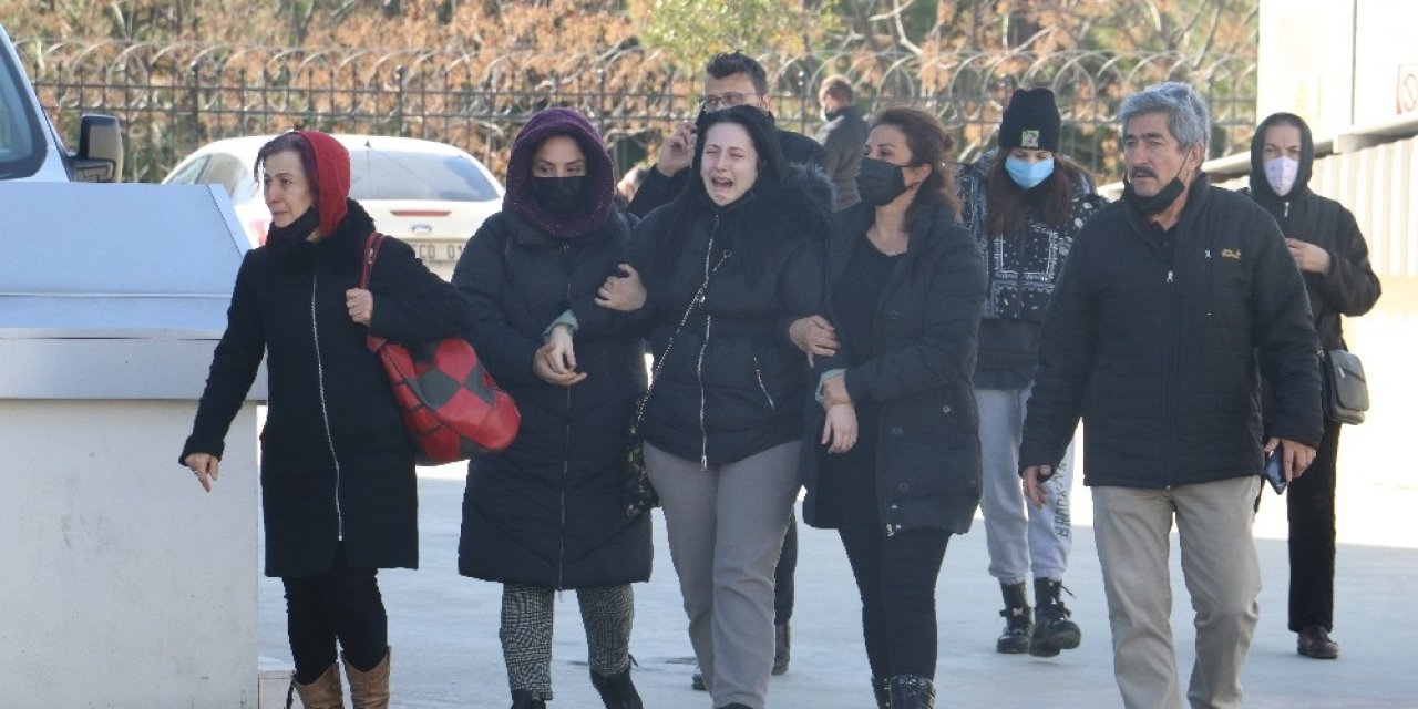 Öldürülen Ablası İçin Kardeşin ’annem Annem’ Feryadı