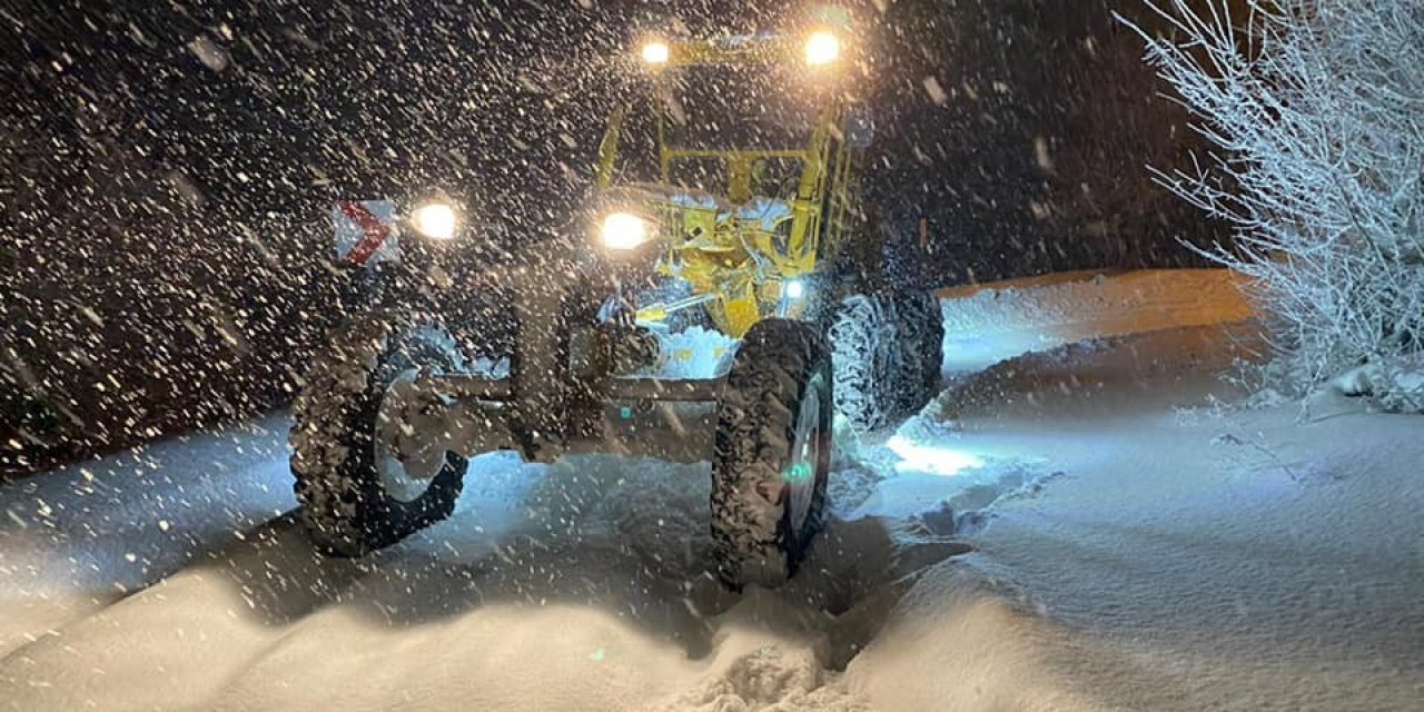 Karla Kaplı Yenişehir’deki Köy Yolları Ulaşıma Açıldı
