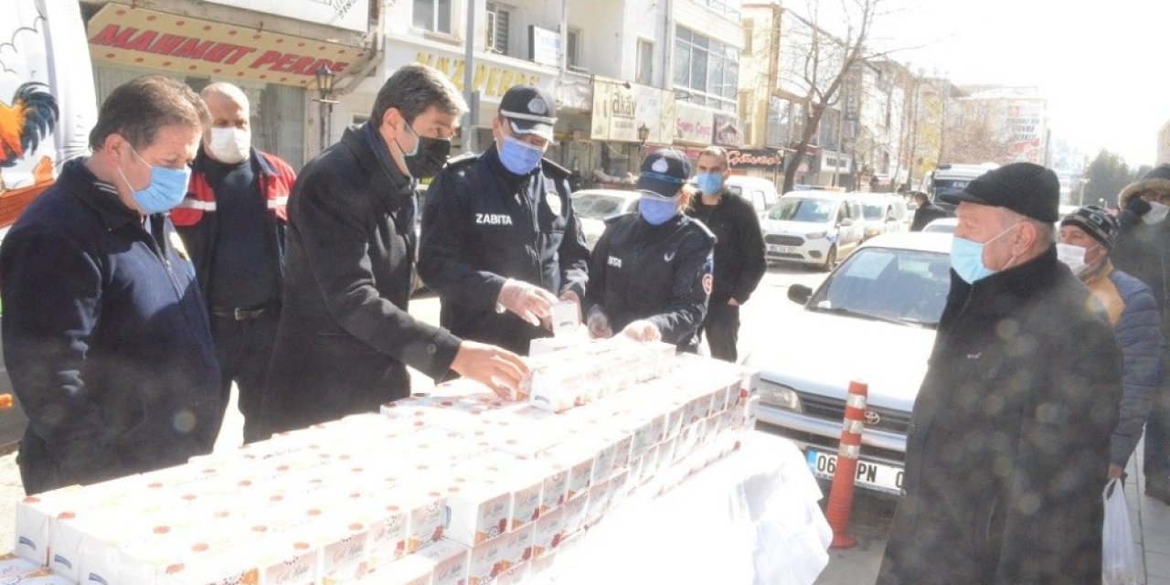 Kırıkkale Belediyesinden Kandil Simidi İkramı