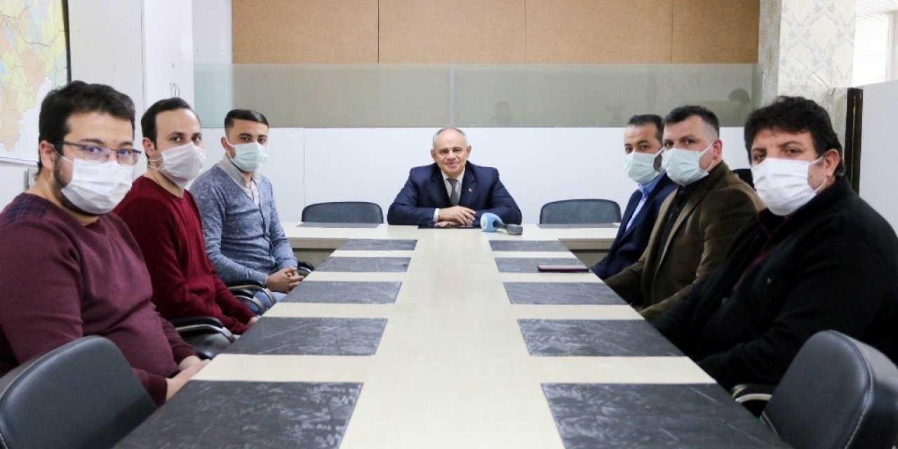 Başkan Öztürk Belediye Personelinin Kandilini Kutladı