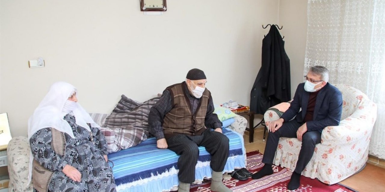 Bingöl Valisi Ekinci’den Ev Ziyaretleri