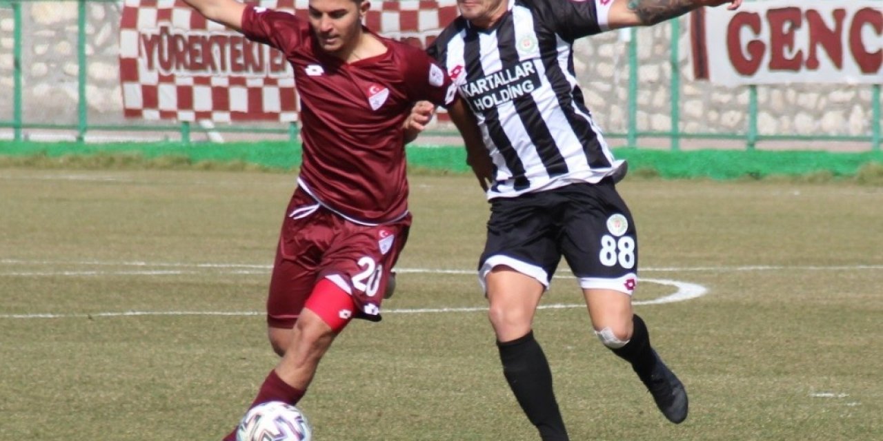 2. Lig Kırmızı Grup: Elazığspor: 1 - Etimesgut Belediyespor: 4
