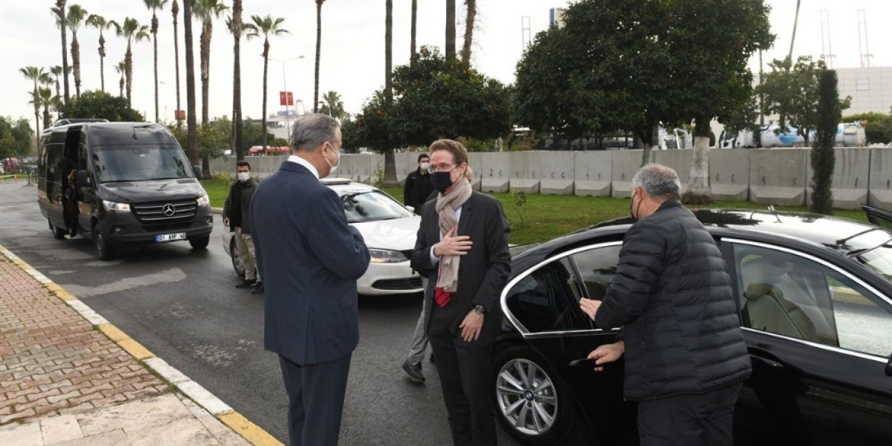 Büyükelçi Meyer-landrut, Vali Su’yu Ziyaret Etti