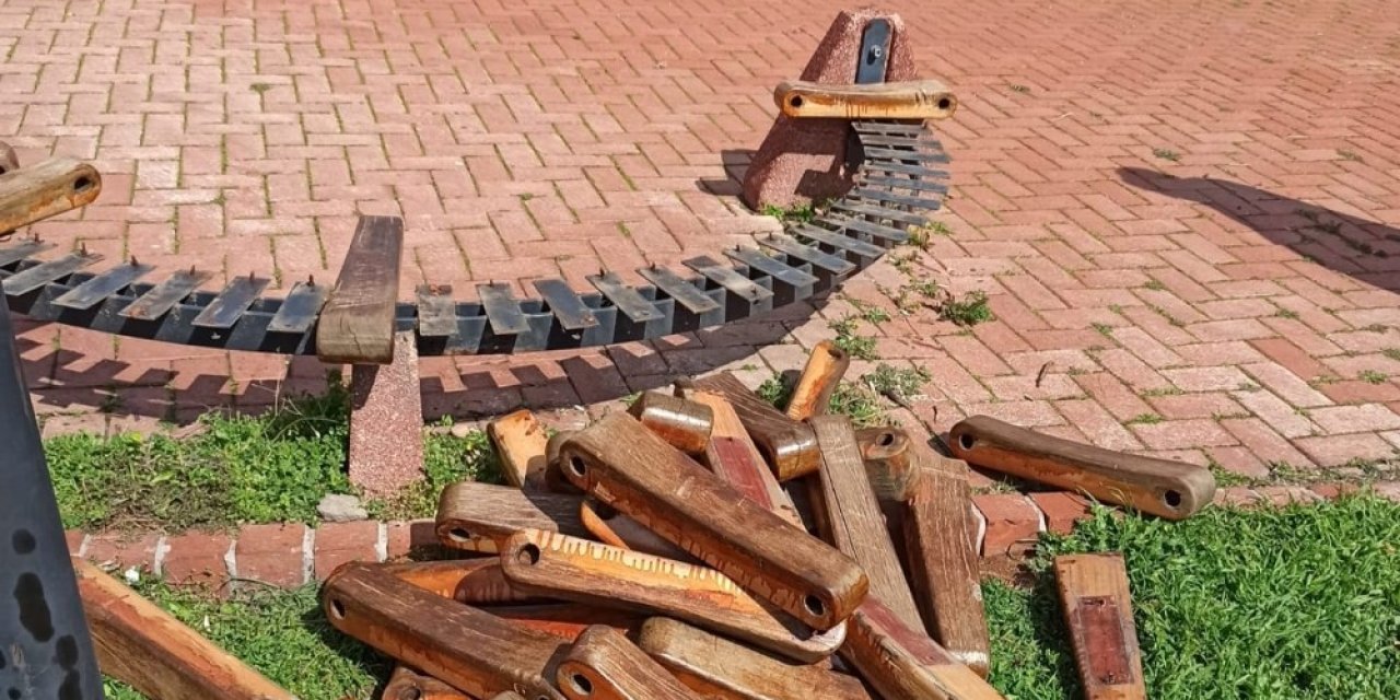 Parklara Zarar Verenlere Belediye Başkanı Ramazan’dan Tepki