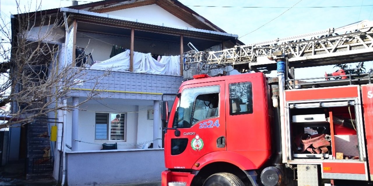 Engelli Vatandaşın Evinde Çıkan Yangın