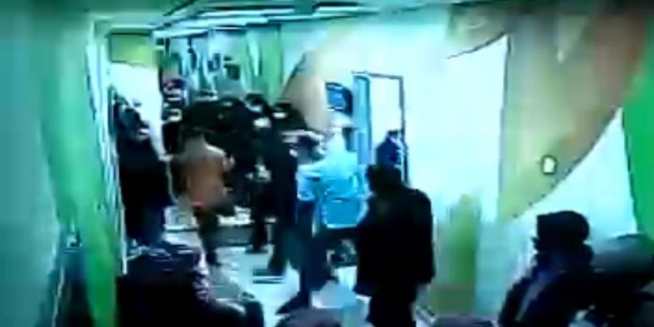 23 Yıl Hapis Cezası Bulunan Şahsı Hastane Personeli Kılığındaki Polisler Yakaladı