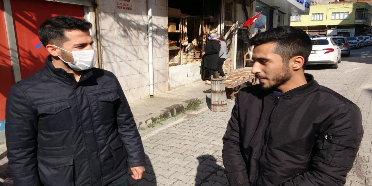 Maskesini Takmayan Gençten "pes" Dedirten Cevap