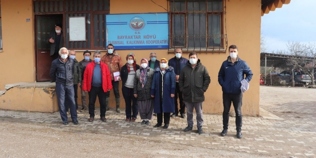 Bayraktar Köyünde Biberiye Ekimi Teşvik Edildi