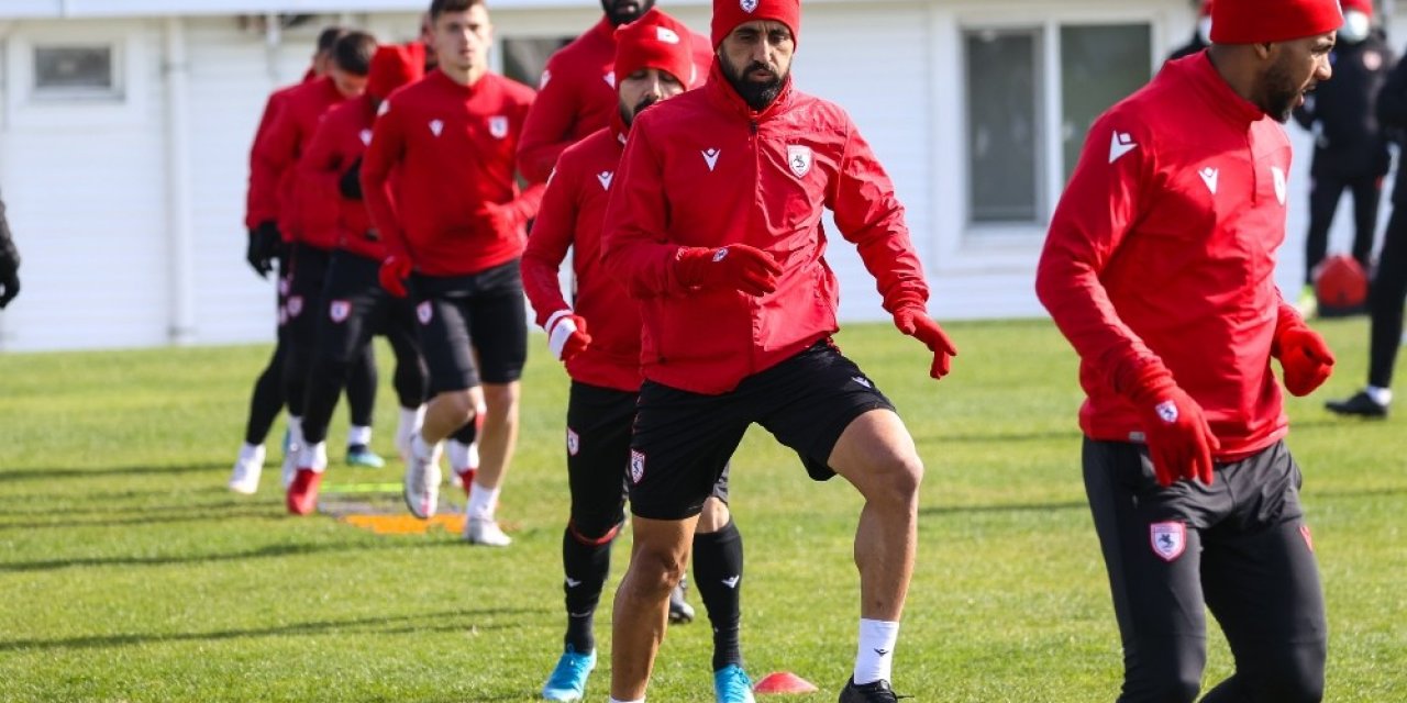 Samsunspor İle İ̇stanbulspor 38. Randevuya Çıkıyor