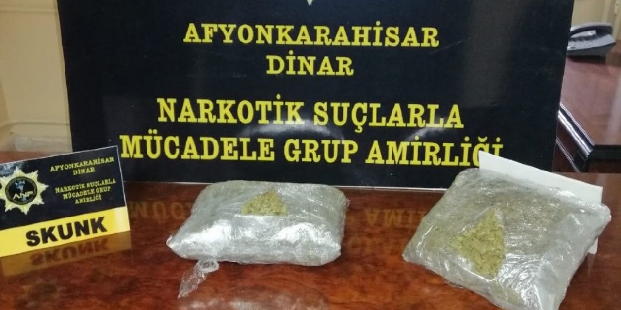 Yabancı Uyruklu Şahısların Bulunduğu Araçta Kilo 37 Gram Skunk Ele Geçirildi