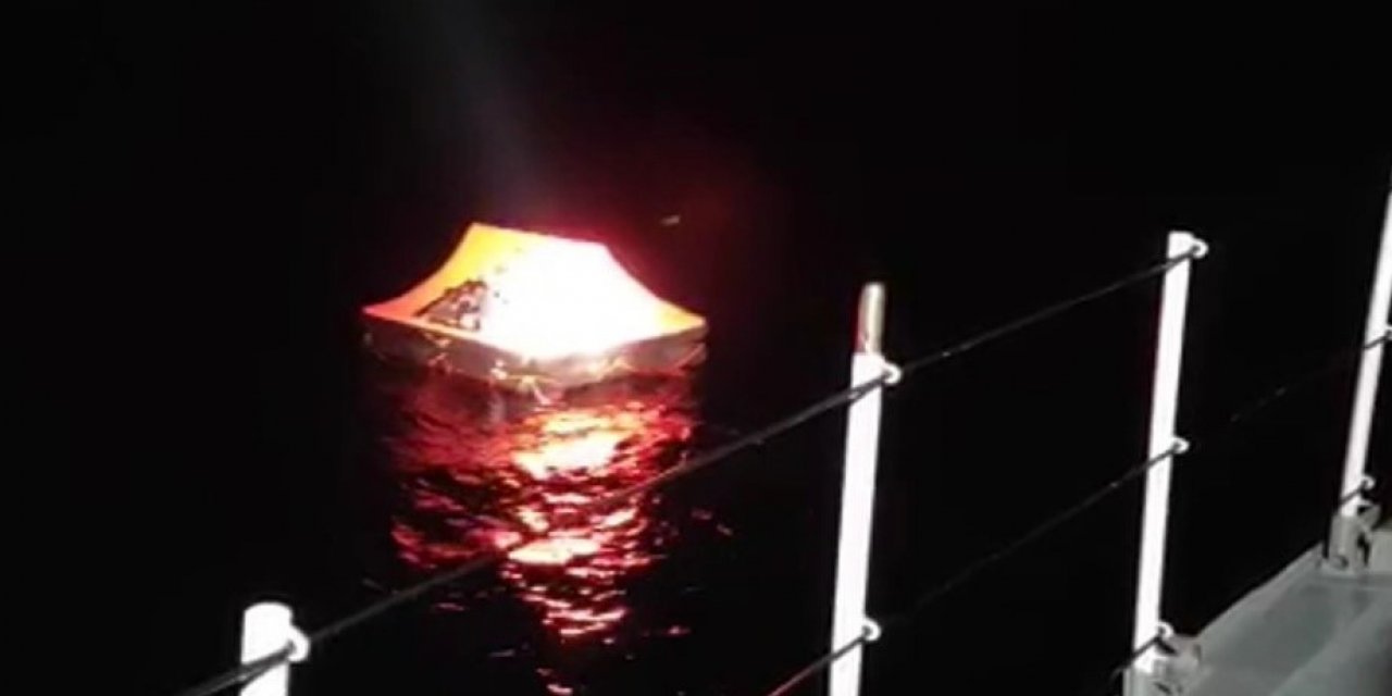 Çanakkale Açıklarında 13 Düzensiz Göçmen Kurtarıldı