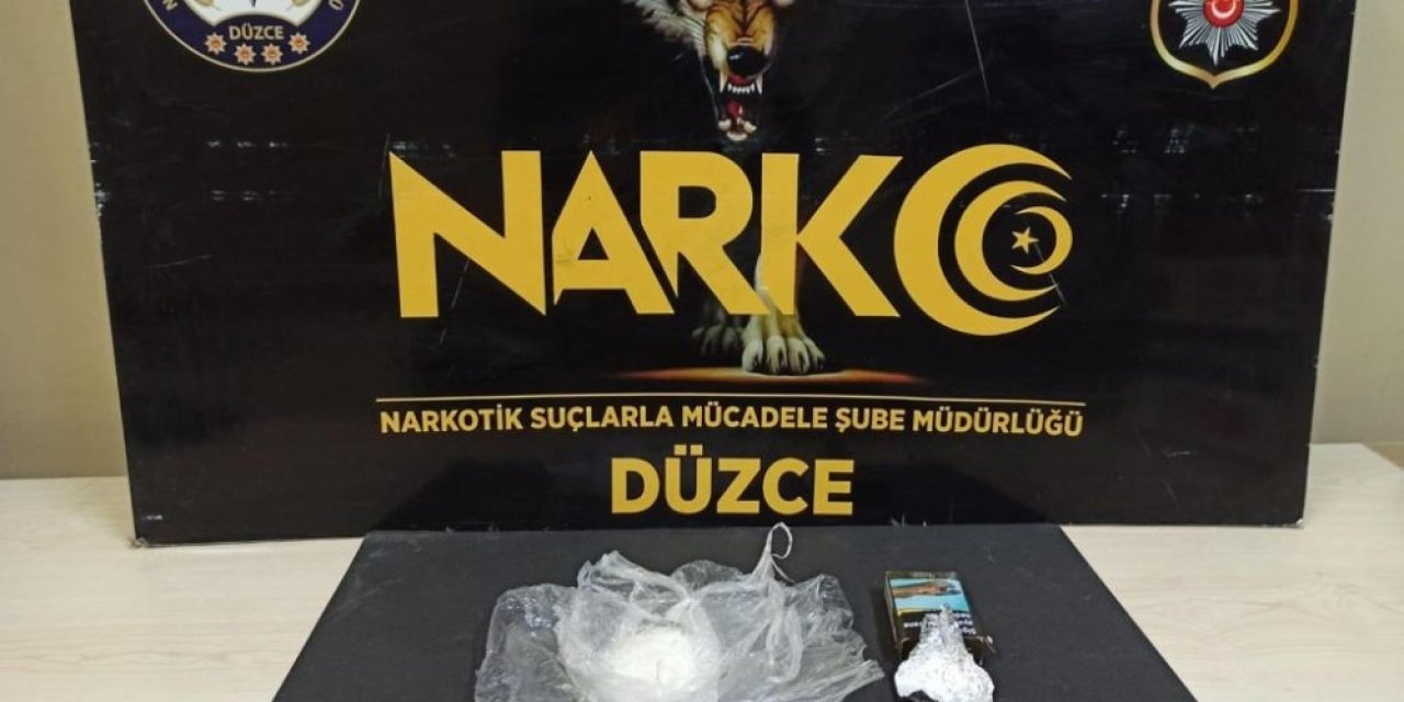 Uyuşturucu Satıcıları Yapılan 2 Operasyonla Yakalandı