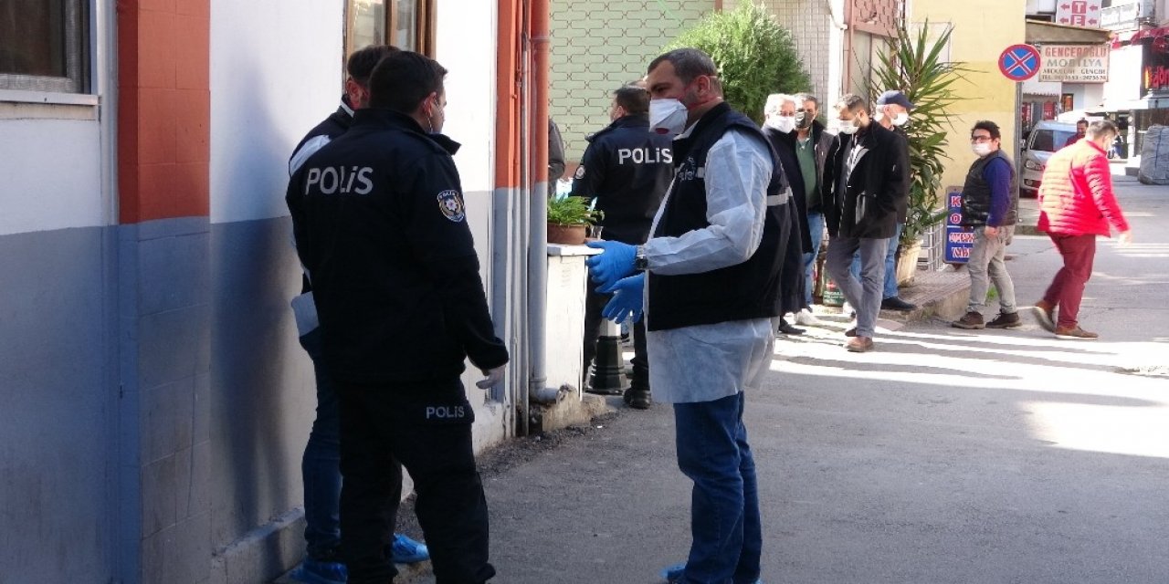 Dün Giriş Yaptığı Otelde Bugün Cesedi Bulundu