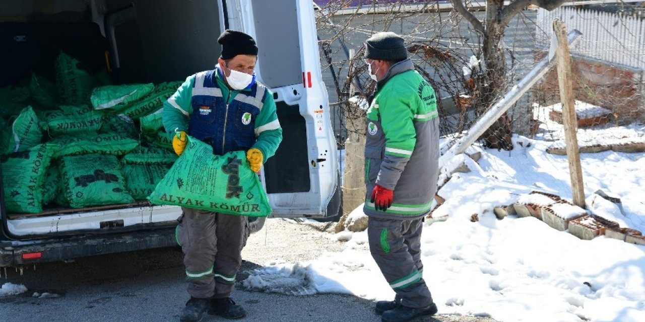 Mamak Belediyesi Yürekleri Isıtıyor