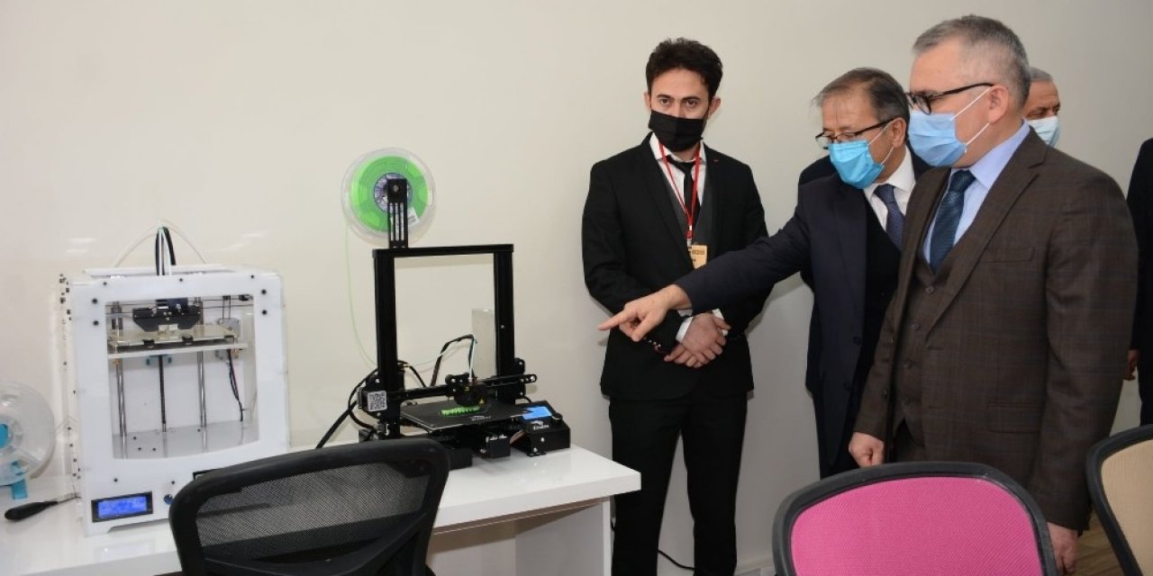 Niğde’de Gençler Ve Kadınlar İçin Meslek Atölyeleri Açıldı