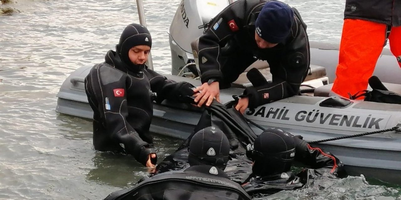 Enez’de Tekneden Düşen Gencin Cansız Bedenine Ulaşıldı