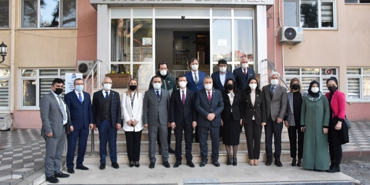 Ak Parti’li Fatih Şahin Manisa’da Temaslarda Bulundu