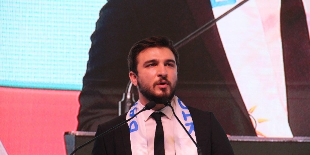 Ak Gençler Bayram İle Devam Dedi