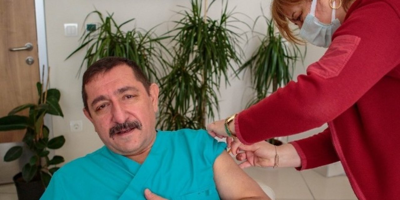 Belediye Başkanı Vidinlioğlu Aşı Oldu