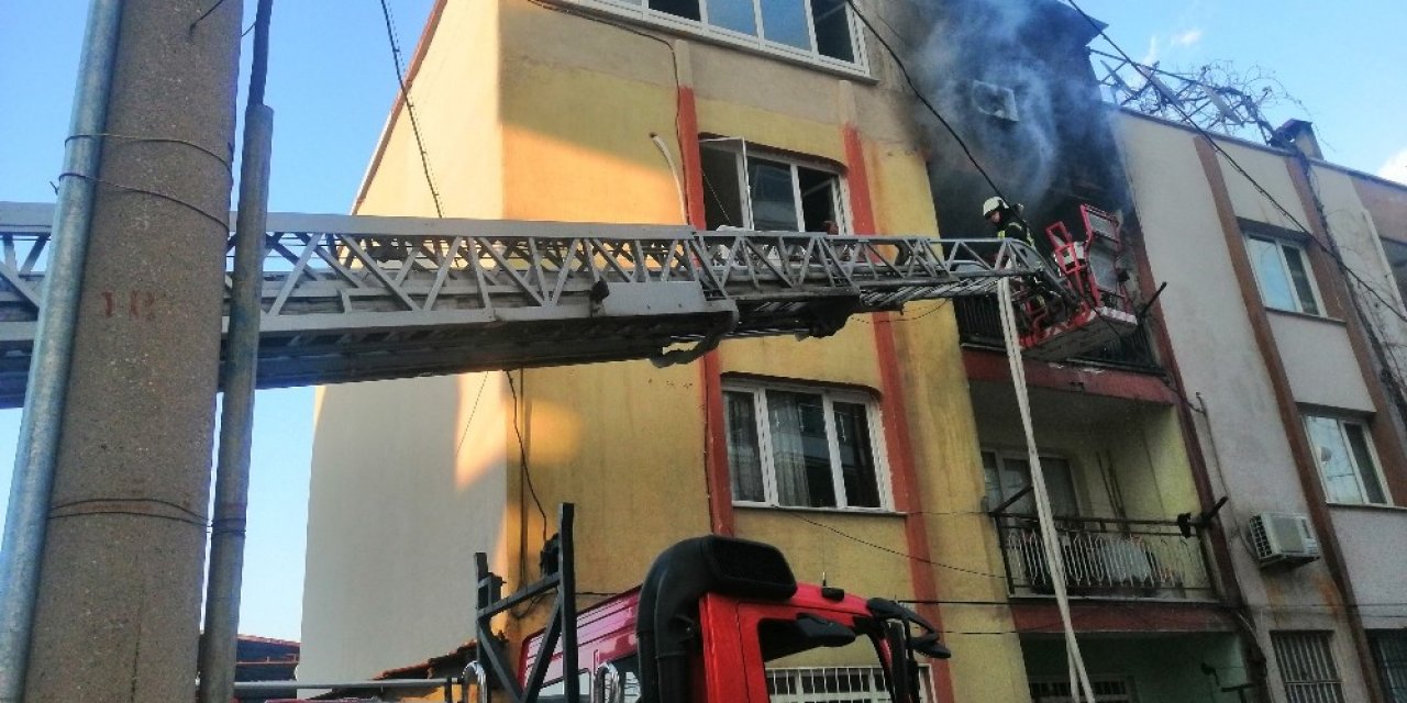 Manisa’da Korkutan Yangın