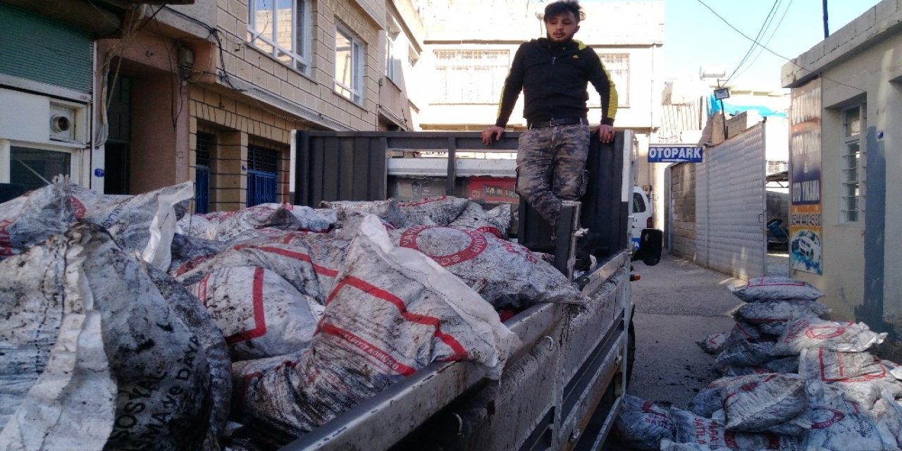 Kilis’te 14 Bin Aileye Kömür Dağıtılıyor