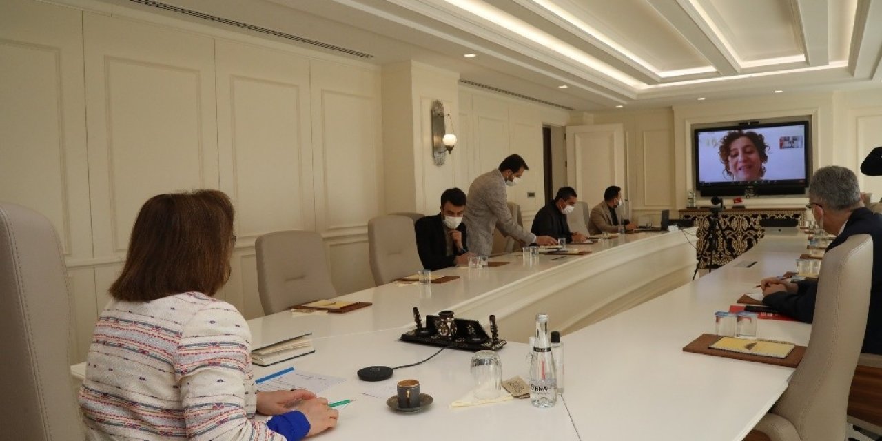 “gaziantepli Kadınlar Dirençli Mahalleler İnşa Ediyor” Paneli Gerçekleşti