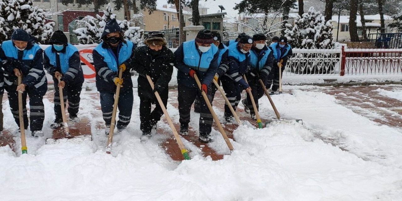 Erciş’te Yoğun Kar Yağışı