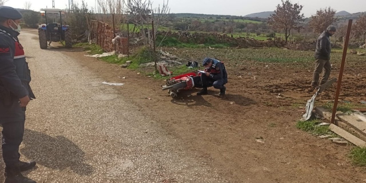 Kontrolden Çıkan Motosiklet Devrildi: 1 Ağır Yaralı