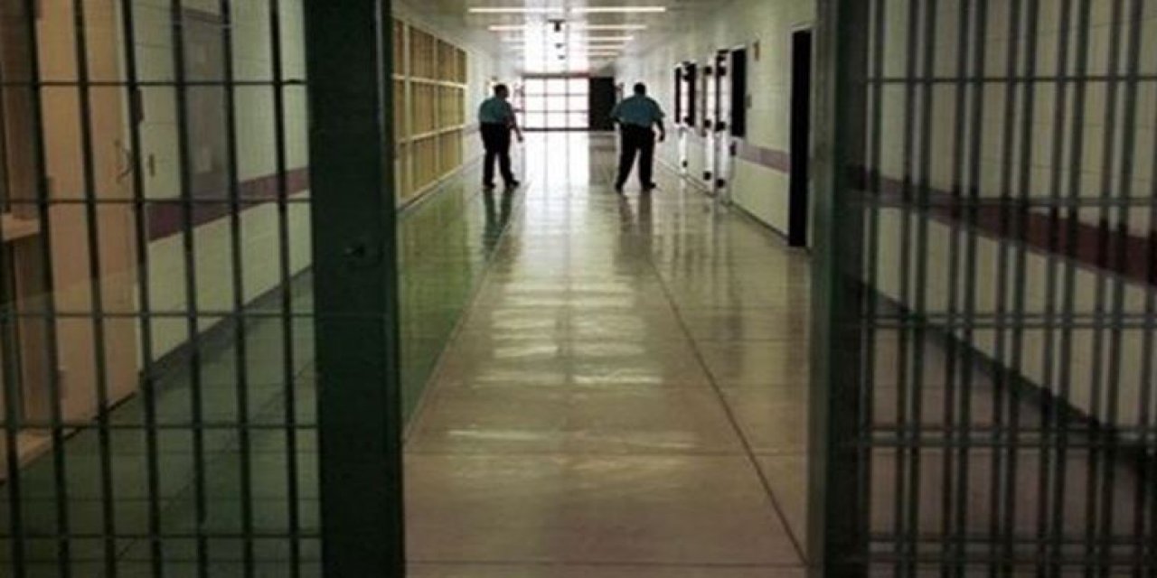 10. Cumhurbaşkanı Sezer’in Affıyla 190 Terörist Cezaevinden Çıktı