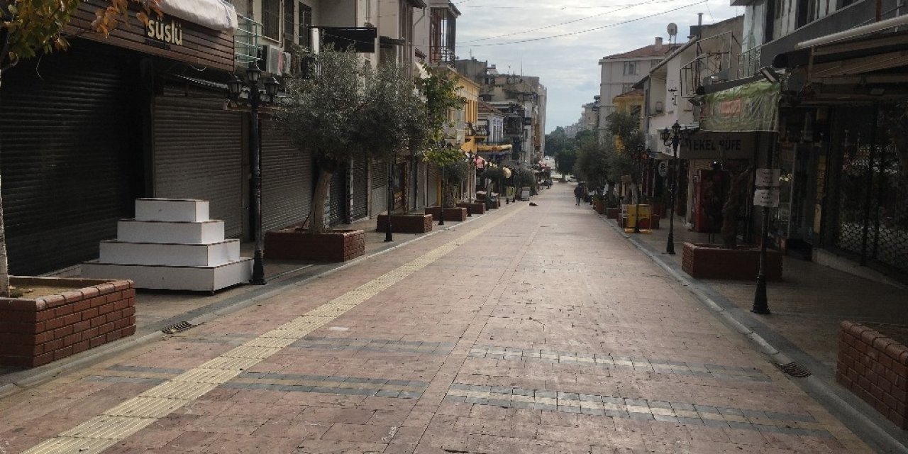 Aydınlılar Kısıtlamaya Uyuyor