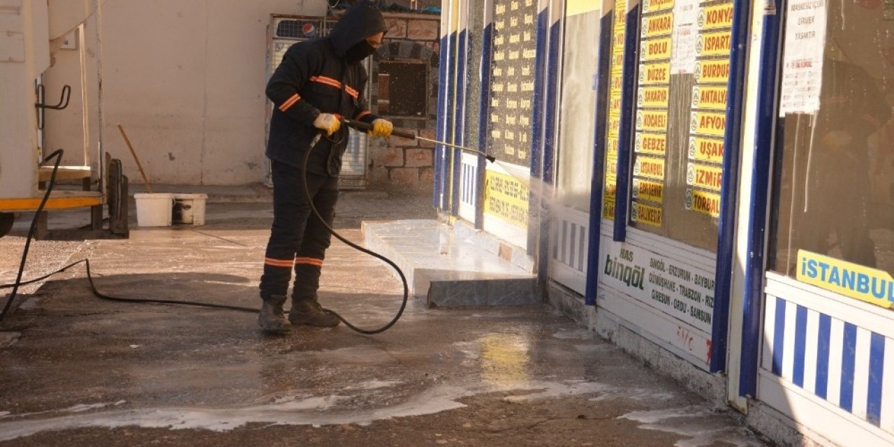 Ergani Otogarında Dezenfekte Çalışmaları